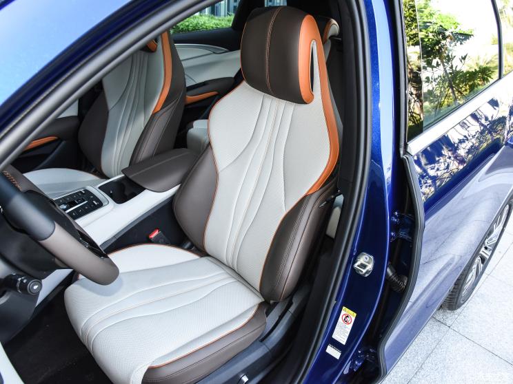 比亚迪 宋Pro新能源 2022款 DM-i 110km 旗舰型Pro 比亚迪 宋Pro新能源 2022款 DM-i 110km 旗舰型Pro